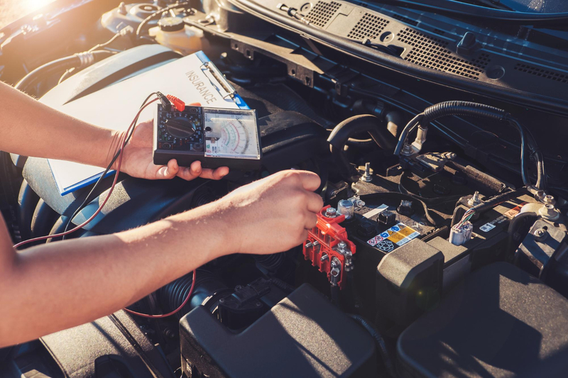 Serviço elétrico automotivo